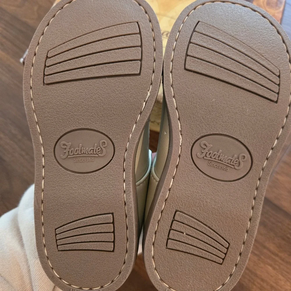 Footmates‎ Sherry Pearl Gold Leather T-Strap Mary Jane Shoes Kids 8 M/W 2534